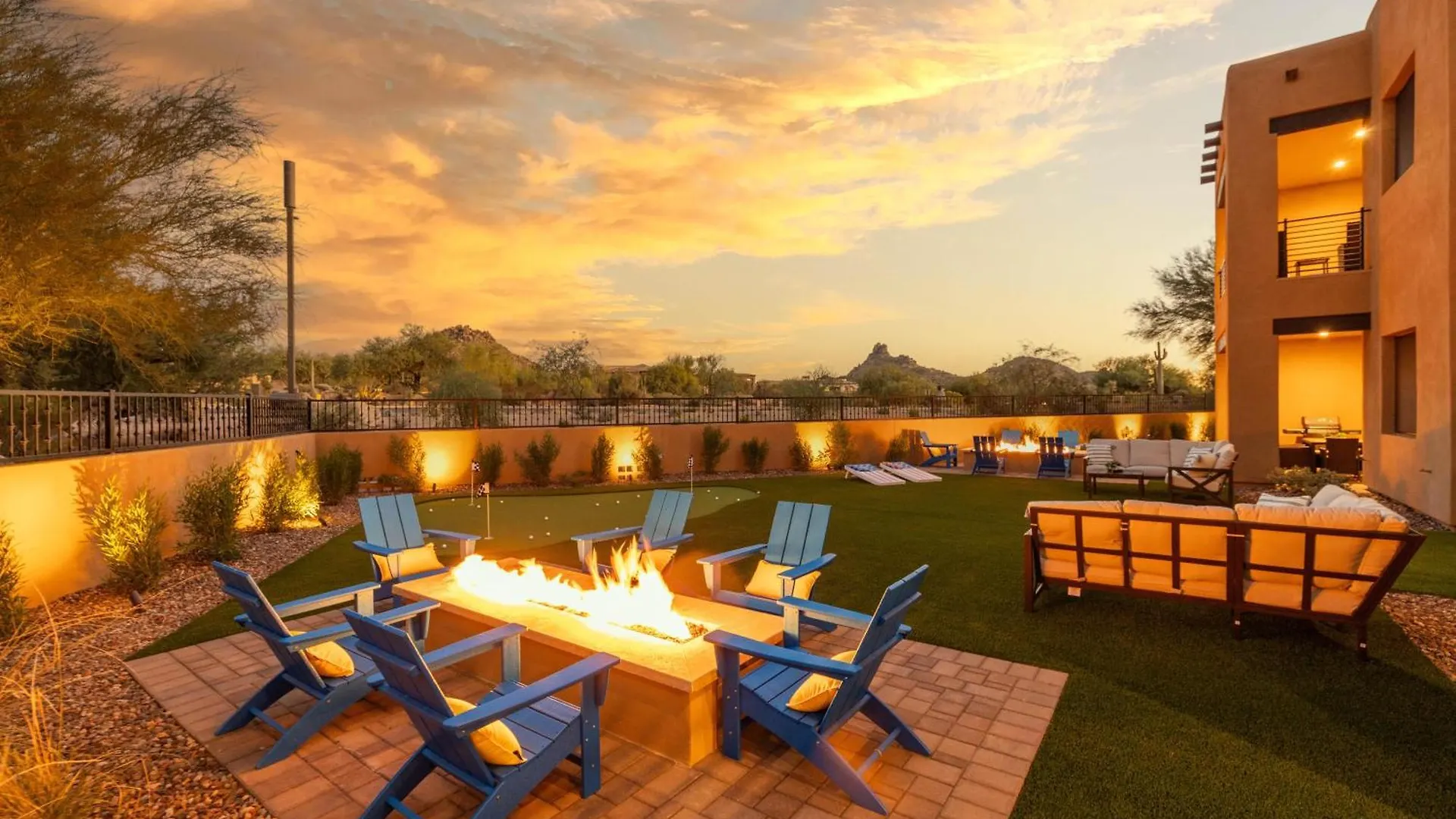 3 Bedrooms Scottsdale